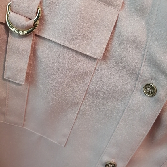 Calvin Klein - Picture 2 of 5